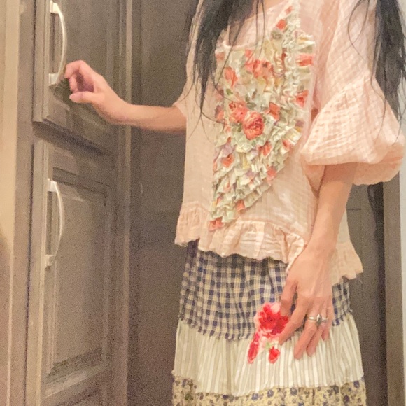 Jabot, magnolia pearl similar. Look alike ruffles colorful - Picture 11 of 16